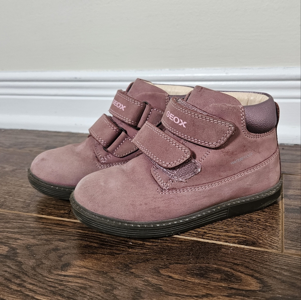 Geox Kids Mauve Suede Hook-and-Loop Boots